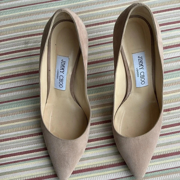 Like new Jimmy Choo suede stilettos 3 1/4” heel in sandy beige size 37 - Picture 3 of 9